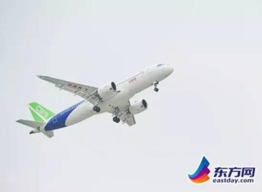 国产大飞机首飞成功 C919未来将面对这些对手