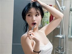 邻家可爱小美女Candy白色小吊带无圣光图集